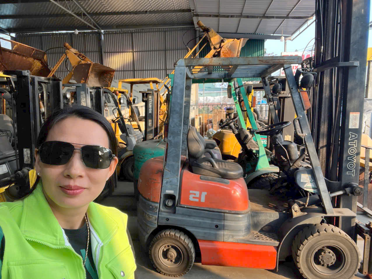Phụ tùng xe xúc lật Bình Tân uy tín - chất lượng